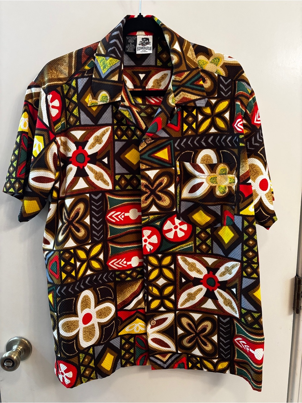 Tiki-Inspired Short-Sleeve Button Down Shirt - vintage